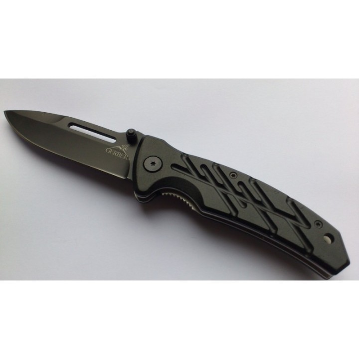 Couteau black metal Gerber - Survie-couteaux