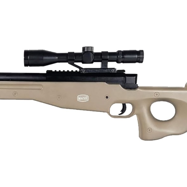un sniper airsoft redoutable pour un tireur embusqué dans les bois