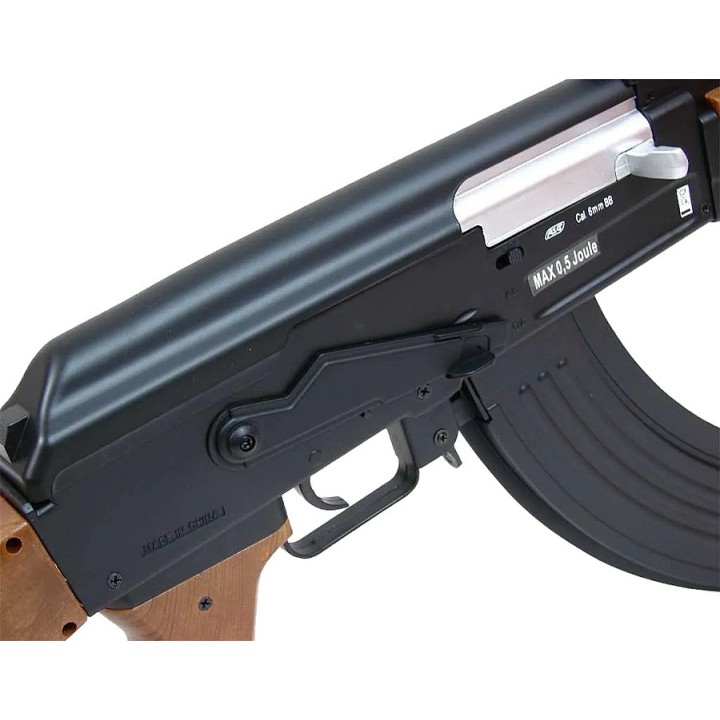 AK47 AEG SLR105 Airsoft Replica: Easy & Affordable