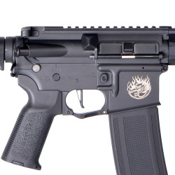 M4 airsoft AEG avec chargeur 130 billes Kenji Kensei