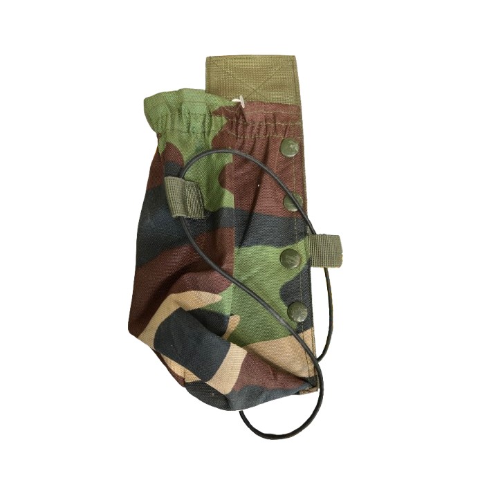 Poutch Bouteille Camo Black Eagle
